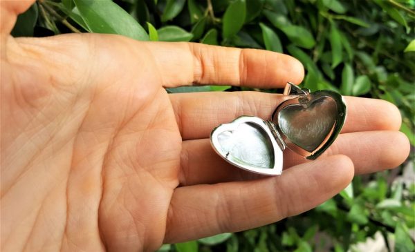 Open Heart Locket Pendant 925 Sterling Silver Picture Portrait Memory Thoughtful Family Beloved Best Friend Mother Daughter Gift