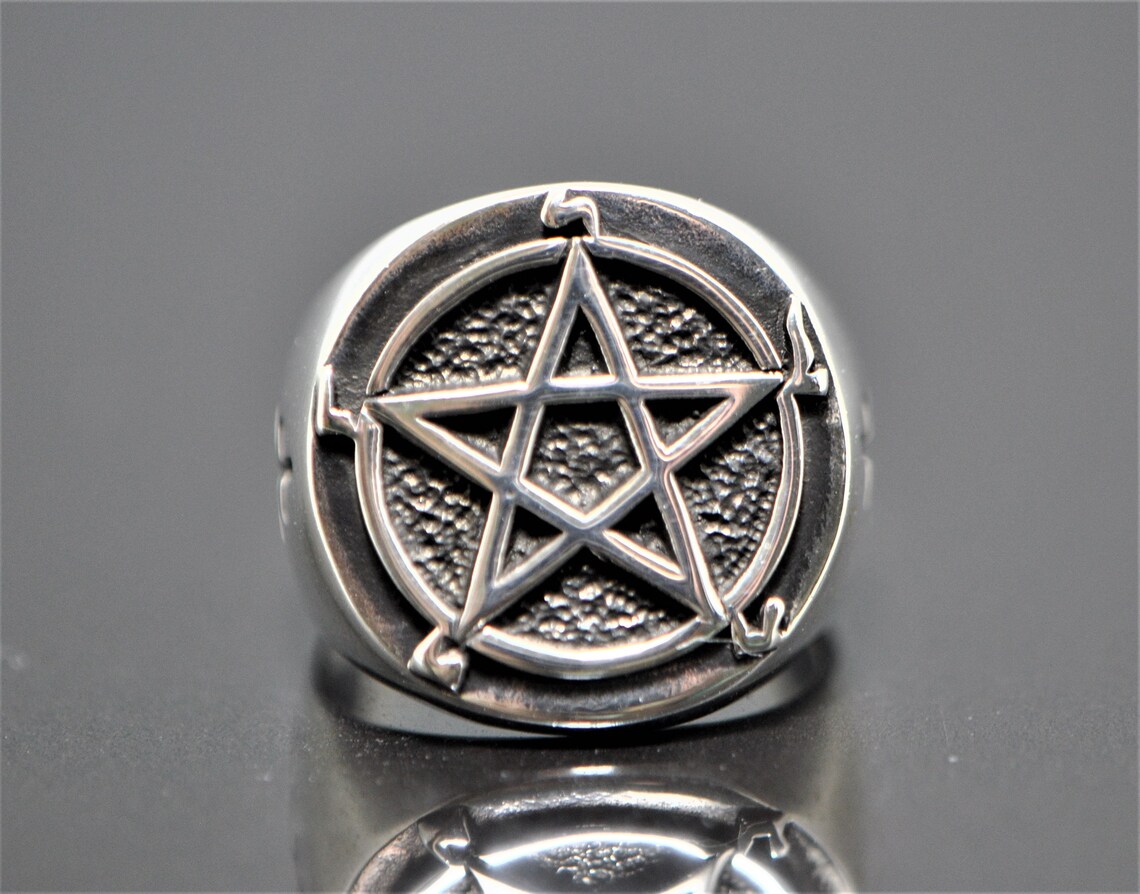 Pentagram Occult Ring STERLING SILVER 925 - ELIZ Jewelry and Gems