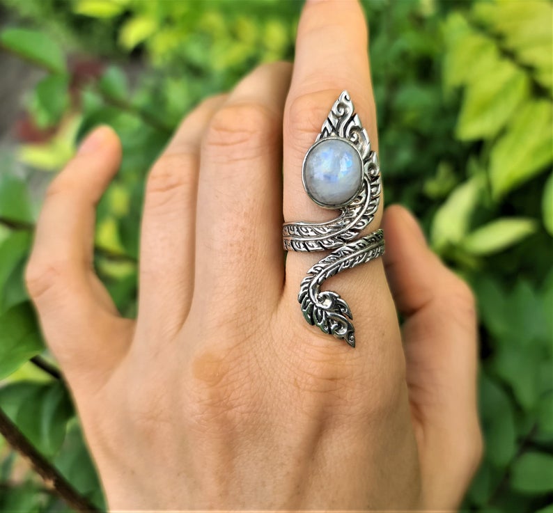 Vintage Design Moon Ring, Sterling Silver Moonstone Ring, Stone Jewelry,  Gemstone, Crystals, Boho, Gypsy, Hippie Jewelry, Wiccan, Victorian