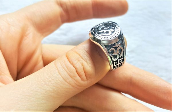 OM 925 Sterling Silver Ring Ohm AUM Hinduism Buddhism Talisman Protective Amulet Sacred Symbol Mantra Harmony Universe