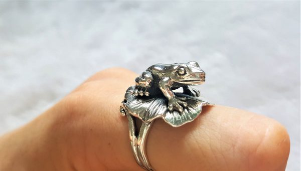 925 Sterling Silver Handmade Frog on Lily Pad  Ring Good Luck Ring Talisman Amulet Exclusive Design All Sizes Available