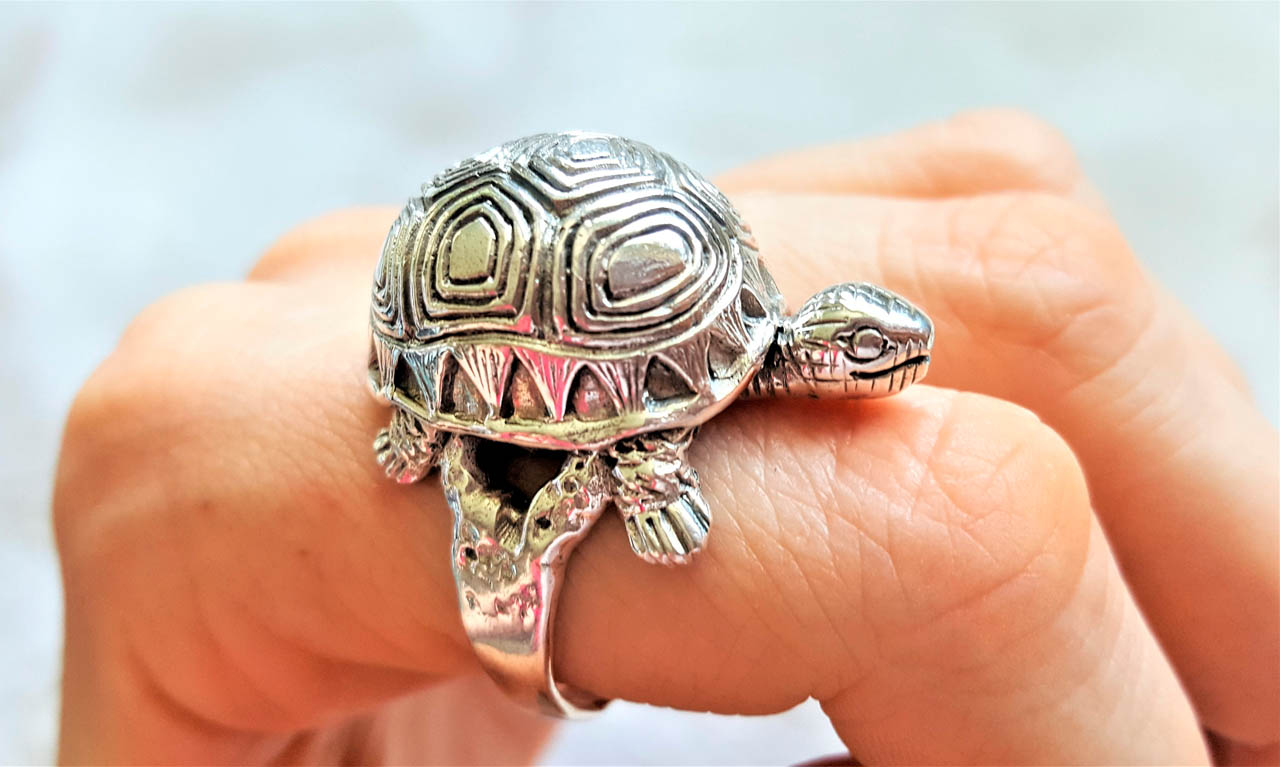 STERLING SILVER 925 Turtle Ring Sea Turtle Ocean Animal Good Luck Gift Totem  Animal Talisman Amulet Heavy 16 grams - ELIZ Jewelry and Gems