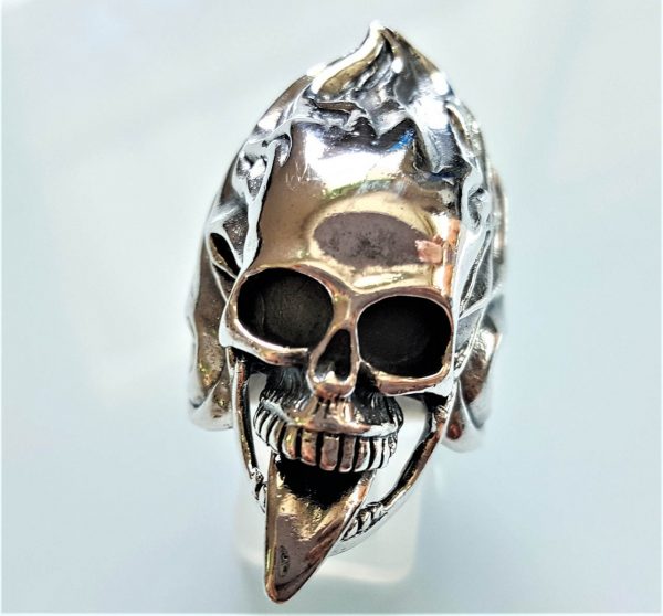 Eliz 925 Sterling Silver Skull movable Silver Tongue Skull Kiss Ring Exclusive Design
