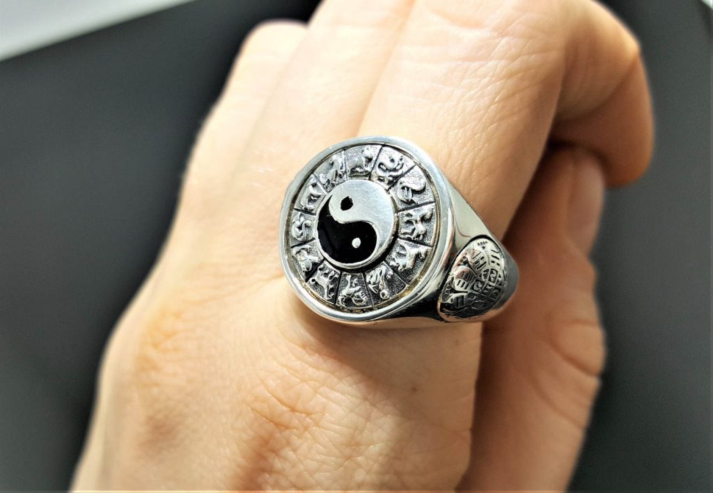 925 Sterling Silver Yin Yang Chinese Horoscope Zodiac Spinning