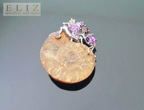 Eliz STERLING SILVER 925Natural Druzy Ammonite Fossil Gemstones Amethyst Garnet Peridot Tourmaline Pendant
