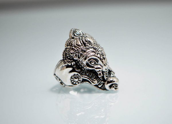 925 Sterling Silver Ganesh w/Conk Shell Ring Eliz
