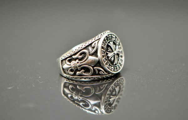 Eliz 925 Sterling Silver Fleur de Lis Royal Symbol Cross Black Onyx Gems Gothic Cross Ring