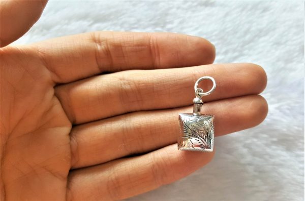 Locket/Pendant Sterling Silver 925 Water Tight Perfume/Essential Bottle Oil 3D Square Shape
