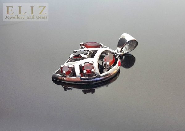 Eliz Sterling Silver Pendant Genuine GARNET Gemstone Leaf Shape Talisman Exclusive Gift