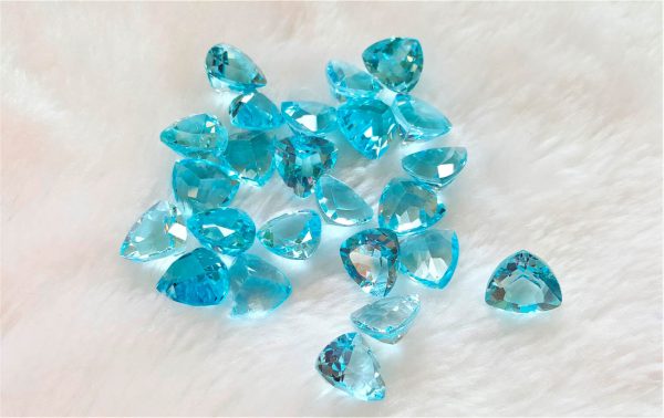 2 pcs LOT Loose Blue Topaz Genuine Gemstones TRILLION 13x13 mm Natural Blue Trillion Shape Cut Stone Faceted Precious Sky Blue Topaz