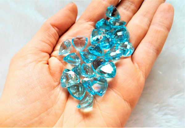 2 pcs LOT Loose Blue Topaz Genuine Gemstones TRILLION 13x13 mm Natural Blue Trillion Shape Cut Stone Faceted Precious Sky Blue Topaz