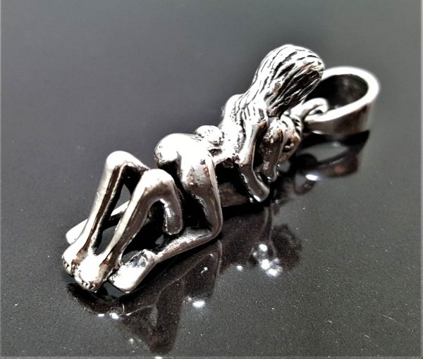 STERLING SILVER 925 Erotic Pendant Kama Sutra Pose SEX Love Man Woman Kiss Sexy Jewelry Sex Toy