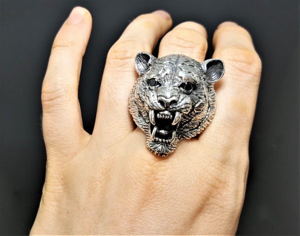 Tiger STERLING SILVER 925 Ring Saber-Toothed Tiger Fangs Black Onyx Eyes Big Cat Large Heavy 33 grams