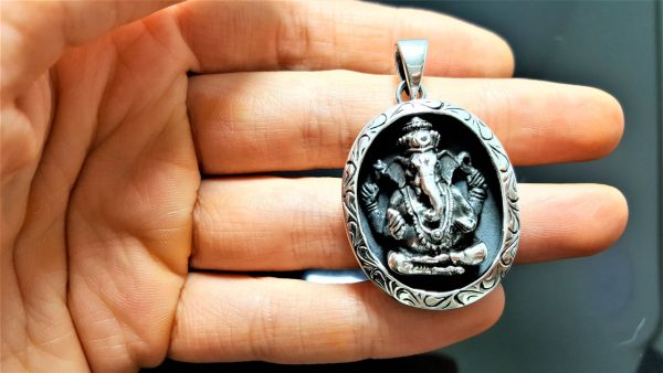 Ganesh 925 Sterling Silver Pendant Great Ganesha Lord of Success Wealth Wisdom Ohm Aum Talisman Amulet Good Luck Spiritual Guidance Heavy 24 grams