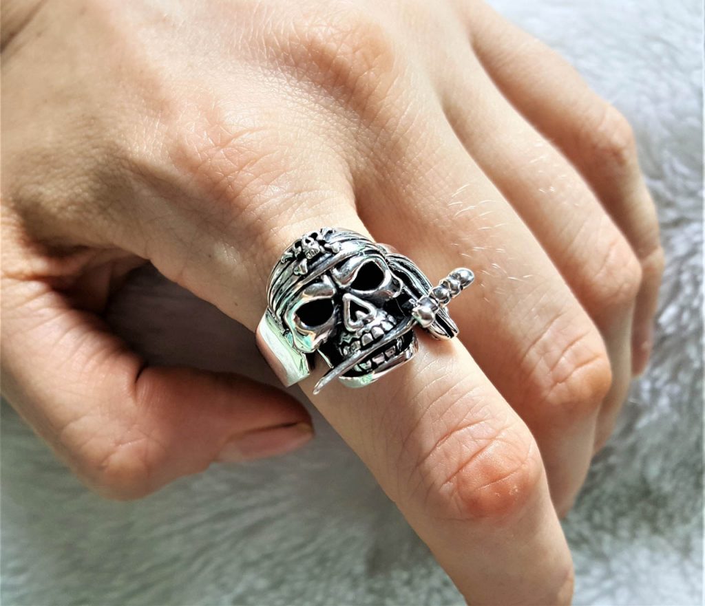 Pirate Skull 925 Sterling Silver Ring Pirate with Knife Exclusive