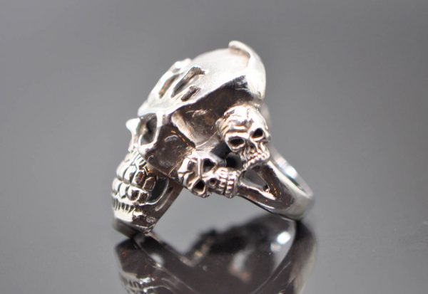 Skull Ring 925 Sterling Silver Fire Skull w Siblings Exclusive Design Brutal Skull Heavy 24 grams