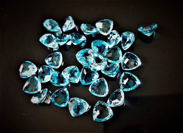 Blue Topaz 10 pcs LOT Loose Genuine Gemstones 9x9 mm Natural Blue Topaz TRILLION Cut Stone Faceted Precious Sky Blue Topaz