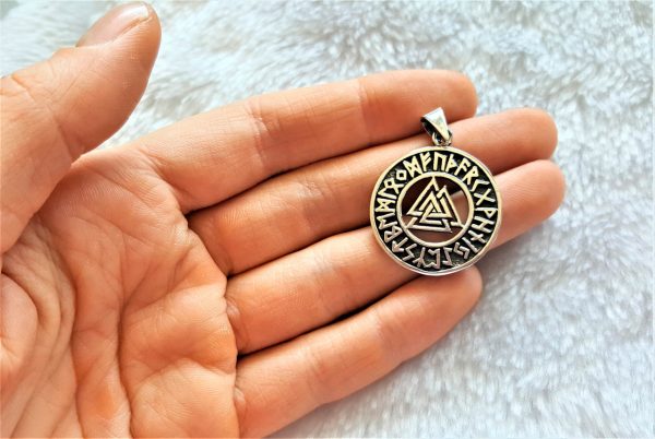 Valknut Knot Pendant 925 Sterling Silver Interlocking Triangles Norse Odin Runes Runic Viking Occult Talisman Protective Amulet