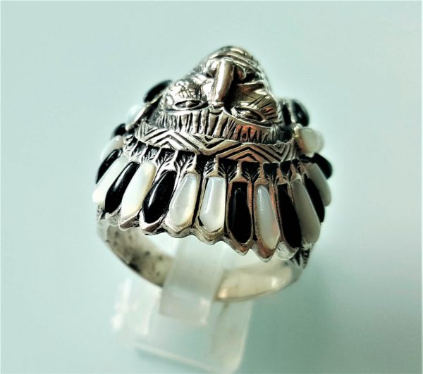 American Indian Chief Warrior Ring STERLING SILVER 925 Natural Mother of Pearl & Black Onyx Ring Spirit Amulet Talisman Heavy 20 grams