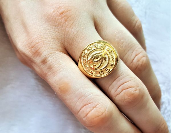 Eye of Horus Ring Egyptian Hieroglyphs Gold Plating Pure Solid 925 Sterling Silver Sacred Symbol Talisman Amulet