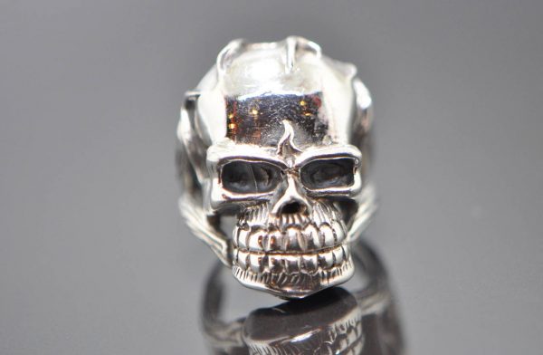 925 Sterling Silver Neanderthal Fire Skull Ring