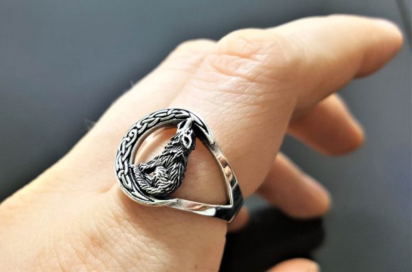 Howling Wolf Ring 925 Sterling Silver New Moon Crescent Moon Celestial Talisman Protective Amulet Totem Animal