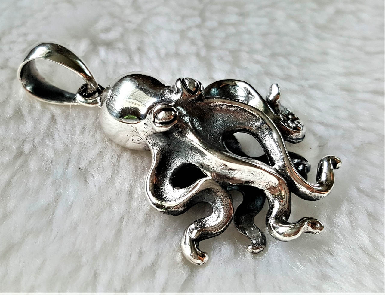 Eliz OCTO .925 Sterling Silver OCTOPUS Pendant Ocean Sea Animal Good